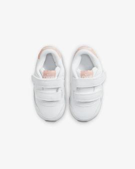 Zapatilla Nike Valiant Bco/Salmon Bebe