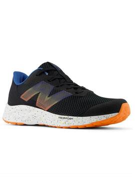 Zapatillas New Balance GPARIBSU Negro/Naranaja Jr